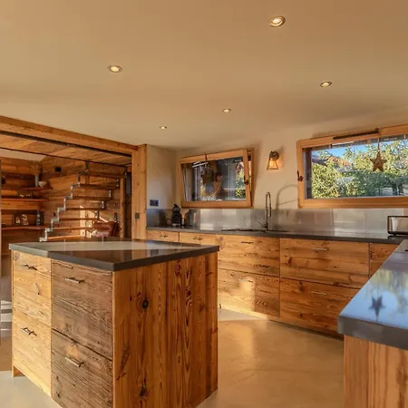 Family Cottage, Panoramic View Шале *